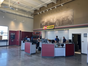 Les Schwab Tire Center