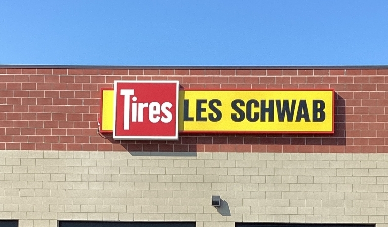 Les Schwab Tire Center
